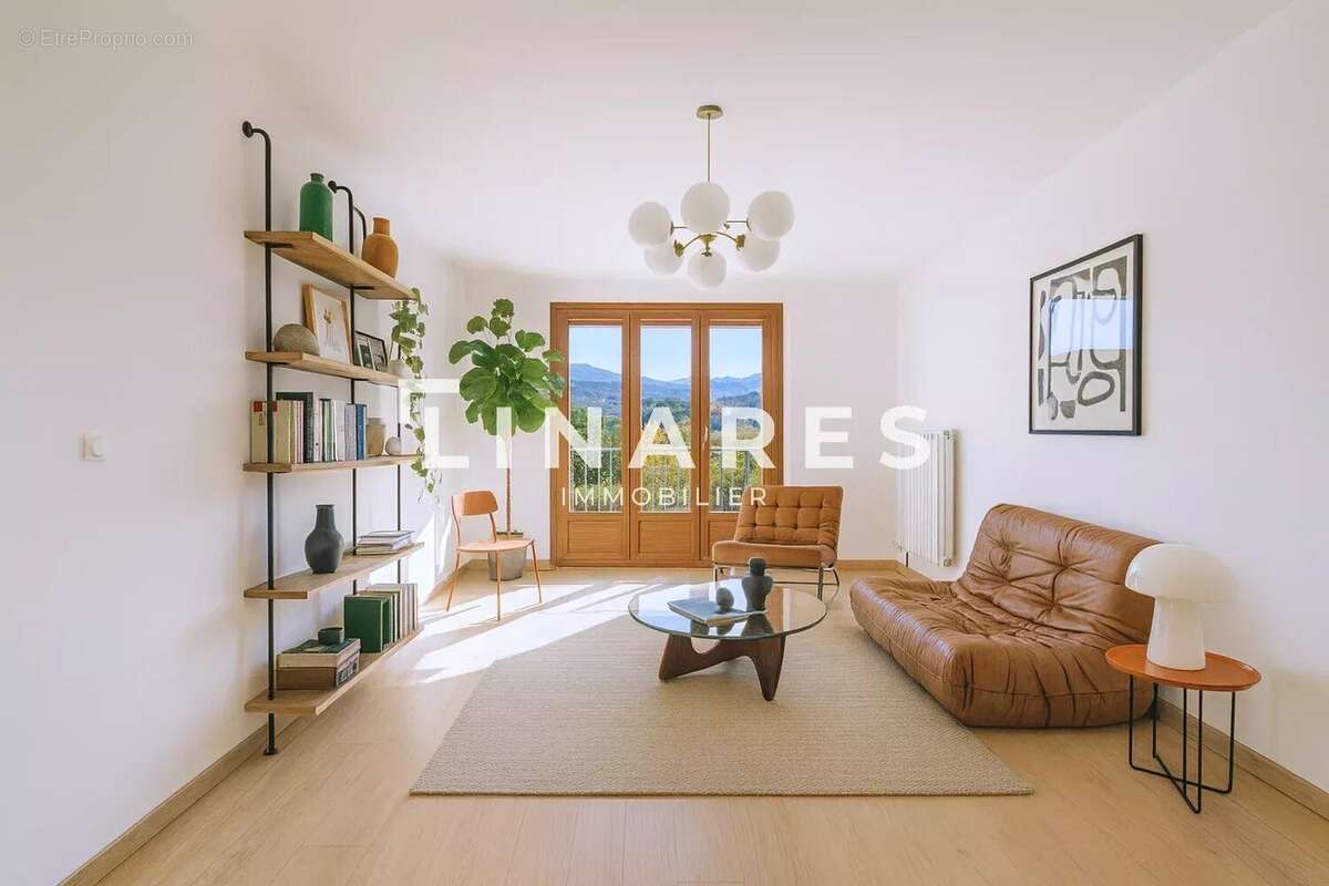 Appartement à MARSEILLE-9E
