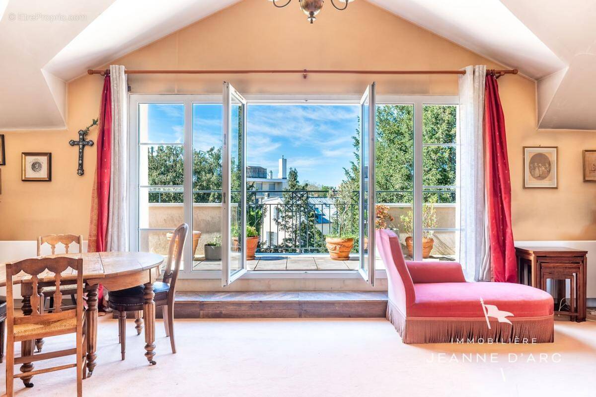 Appartement à VERSAILLES