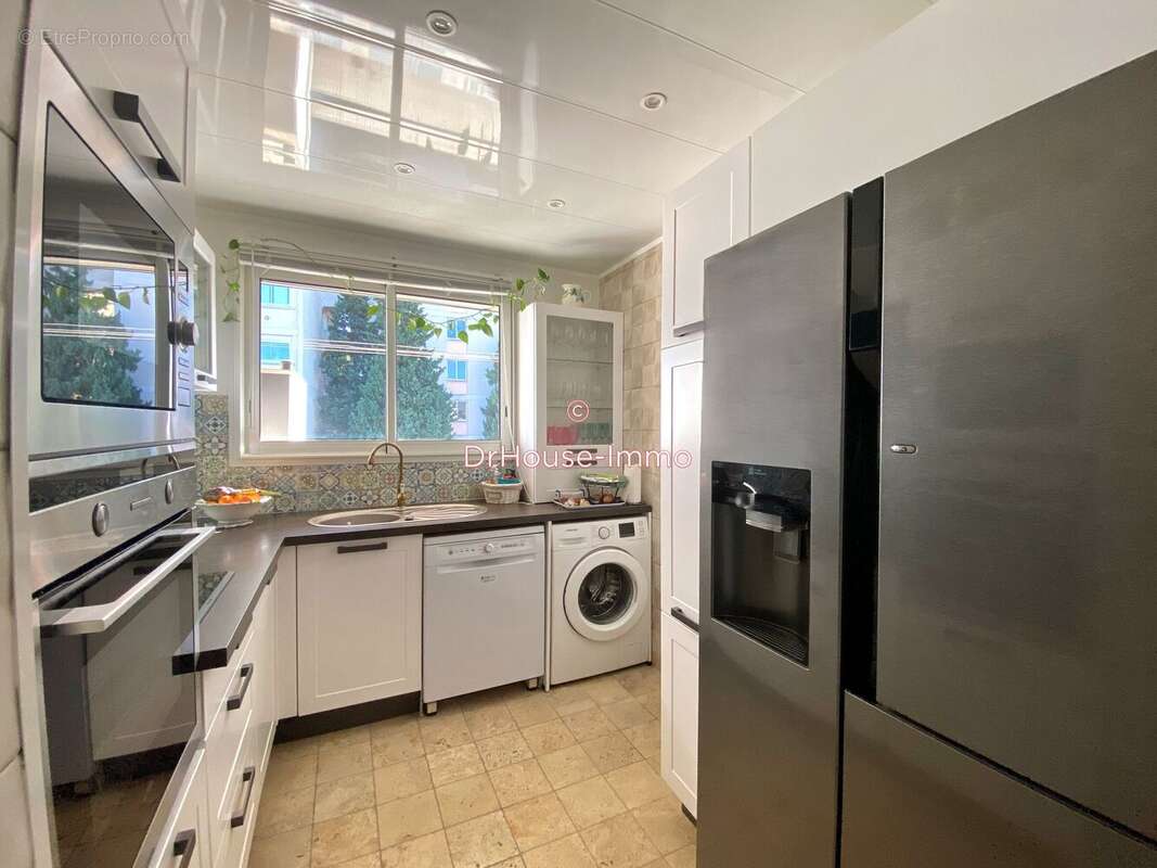Appartement 75 m² à Aubagne  - photo 32