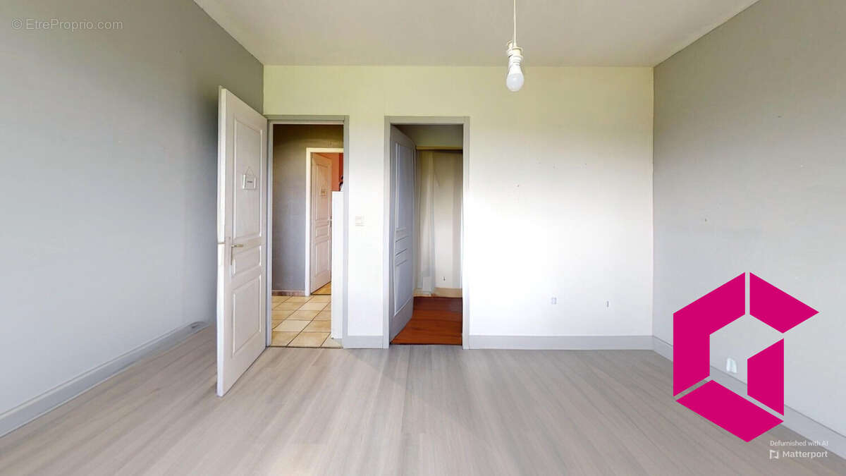 Maison à SAINT-GEORGES-HAUTE-VILLE