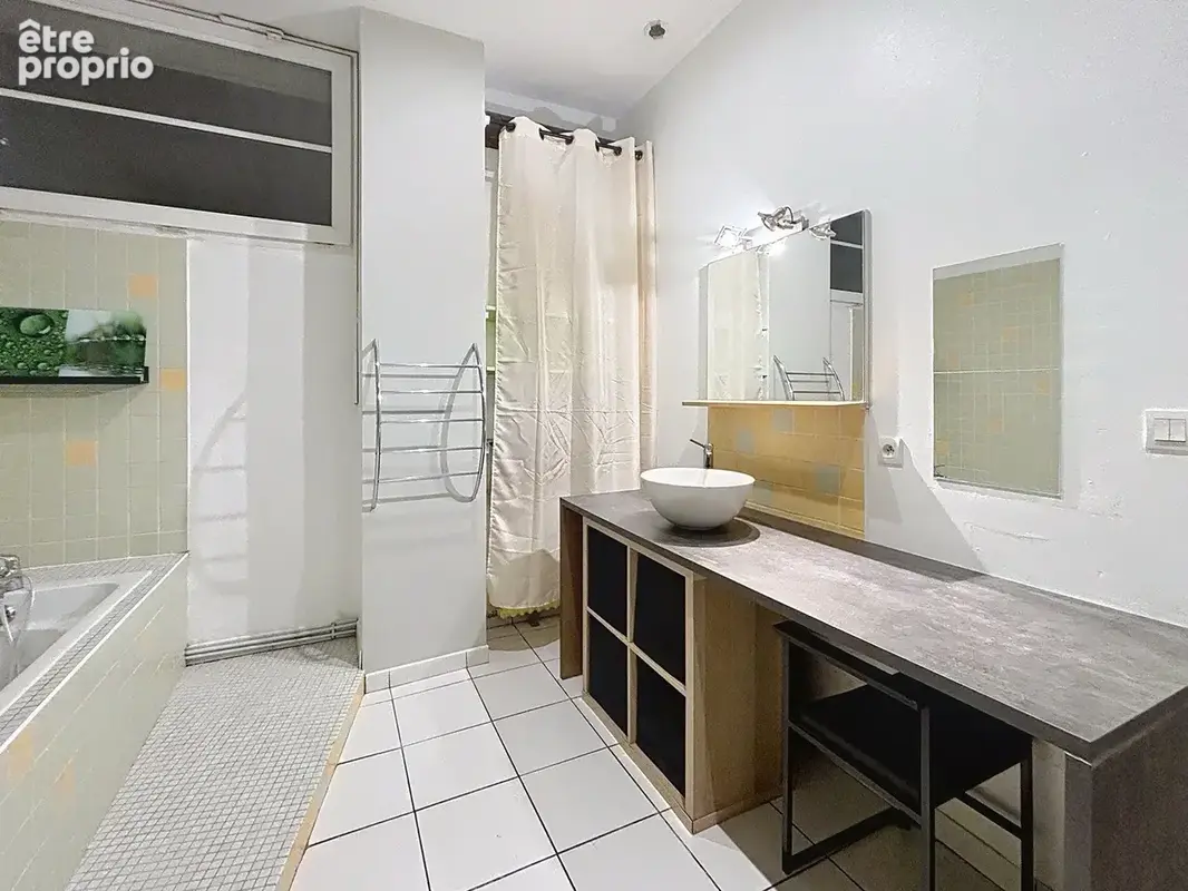 Appartement LOFT de 248m2 avec Terrasse, Piscine, Grand garage de 100m2 et 2 Places extérieures - photo 15