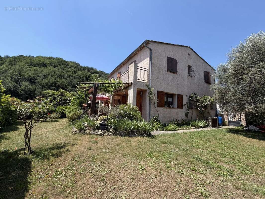 Maison à CONTES