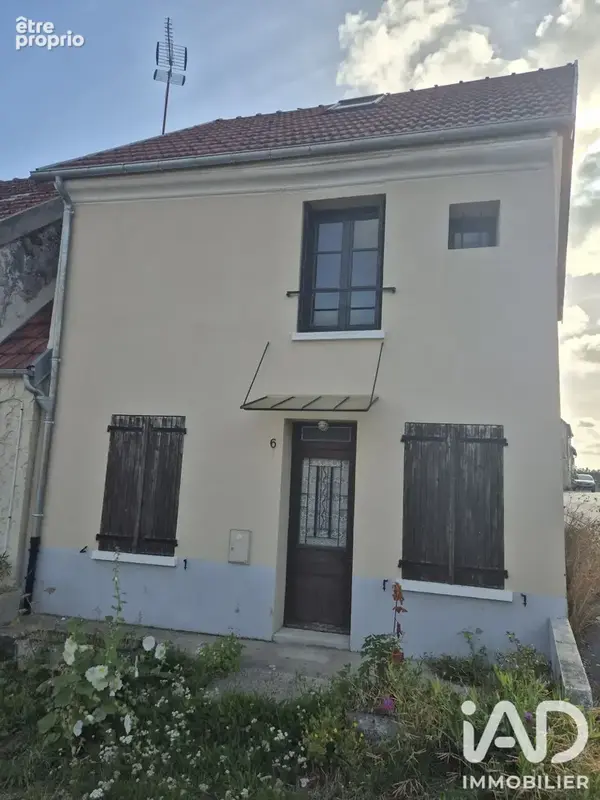 Photo 1 - Maison à SAINT-JEAN-LES-DEUX-JUMEAUX