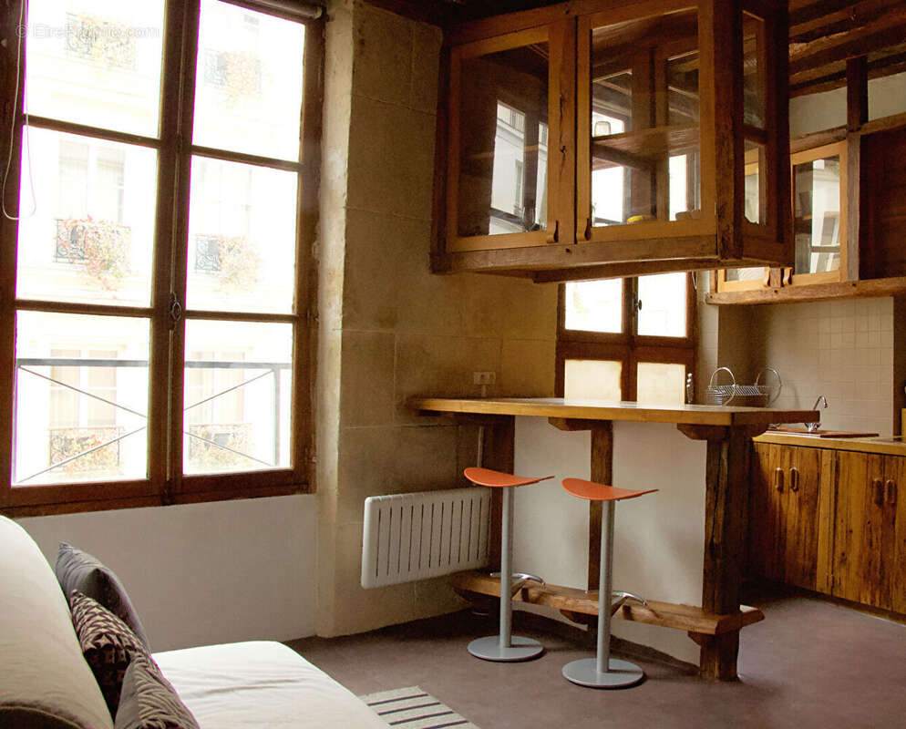 Appartement à PARIS-4E