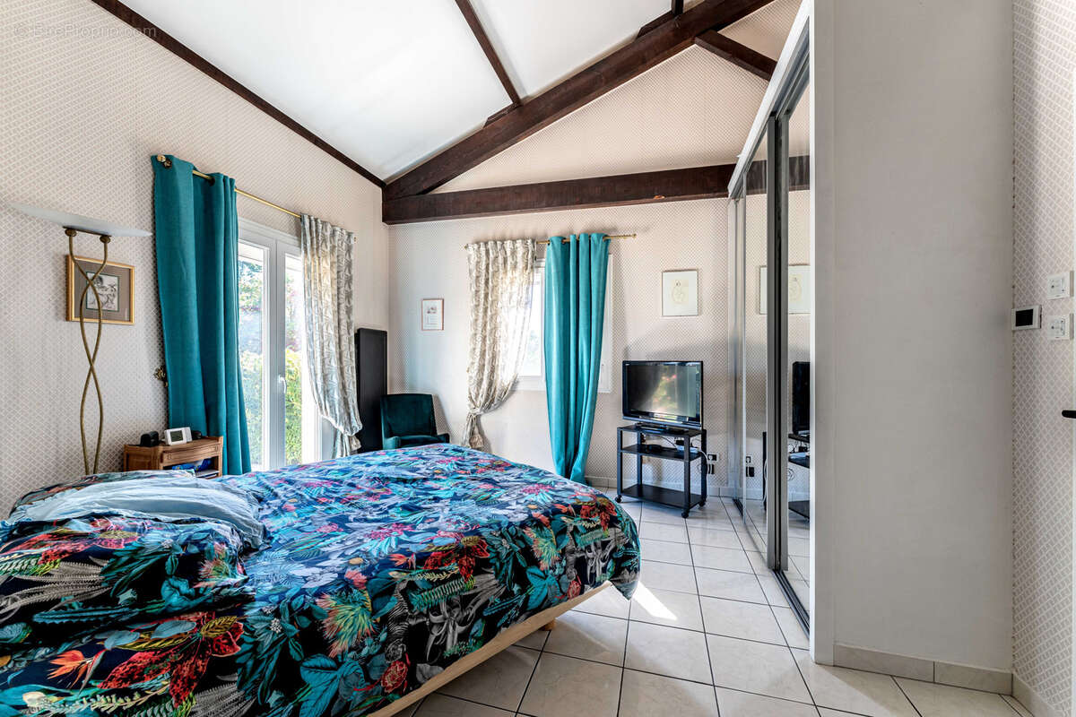 Maison à FRANCHEVILLE