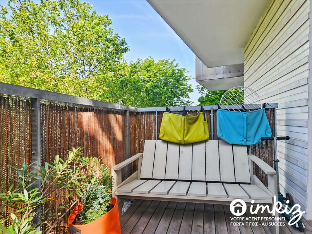 3 pièces avec  terrasse parking ascenseur 17e - photo 10