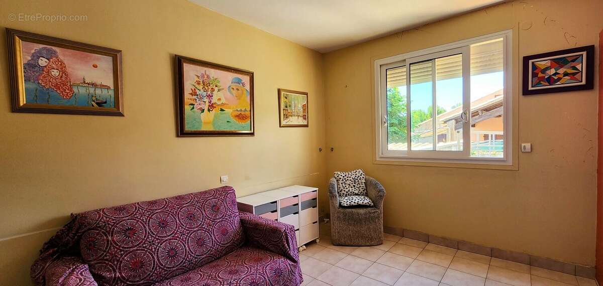 Grande maison divisée en 2 appartements - photo 27