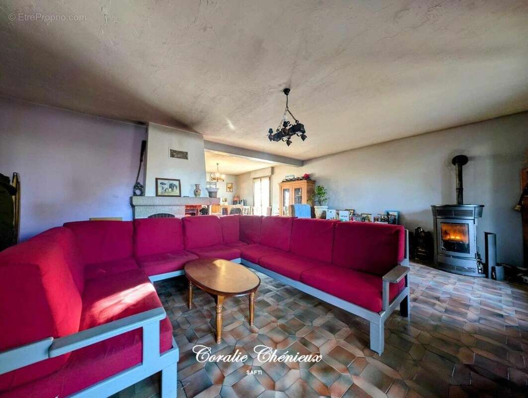 Photo 2 - Maison à BORT-LES-ORGUES