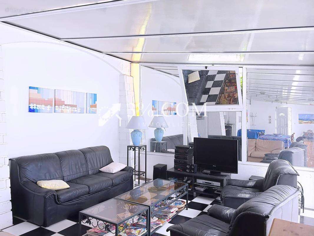 Appartement à FLEURY