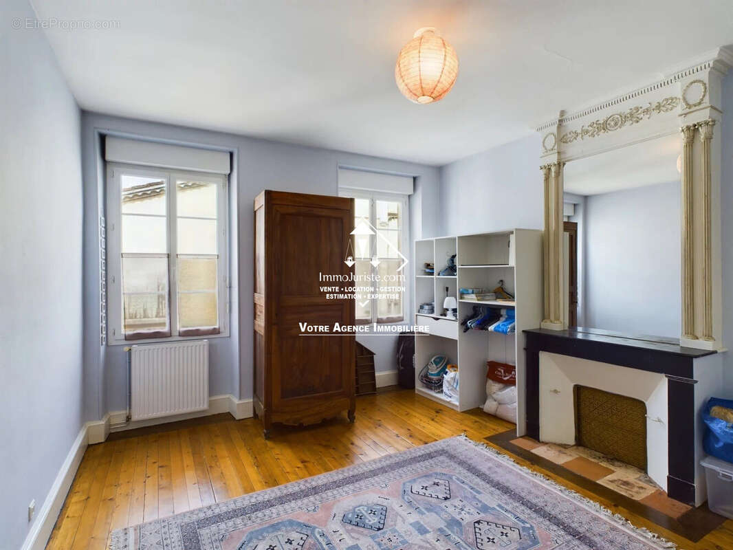 Maison à VILLENEUVE-SUR-LOT