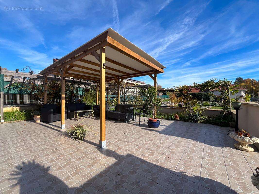 Maison à PELLEVOISIN