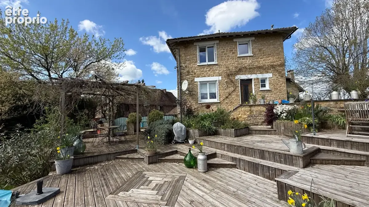 Maison à AYEN