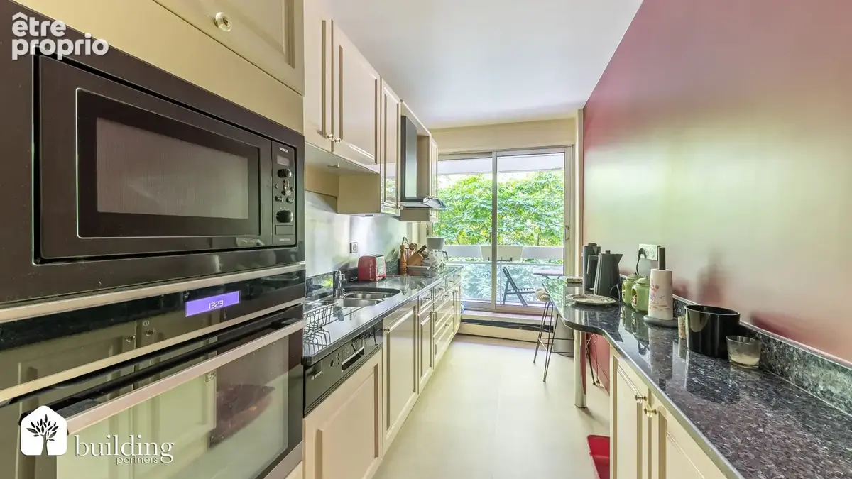 Neuilly-sur-Seine - Face Seine - Appartement 5 pièces 108,14 m² avec 20 m² de balcons - photo 7