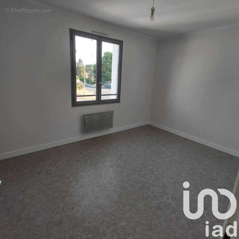 Photo 5 - Maison à LEZAY