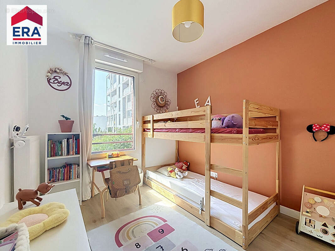Appartement à IVRY-SUR-SEINE