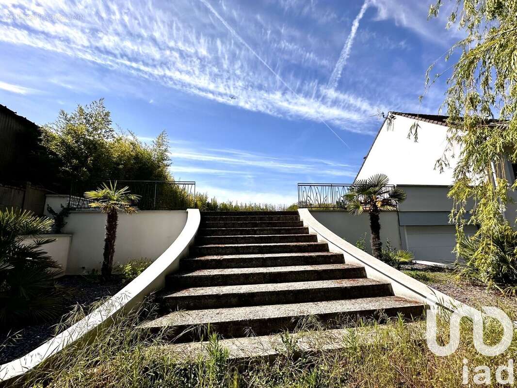 Photo 6 - Maison à PIERRELAYE