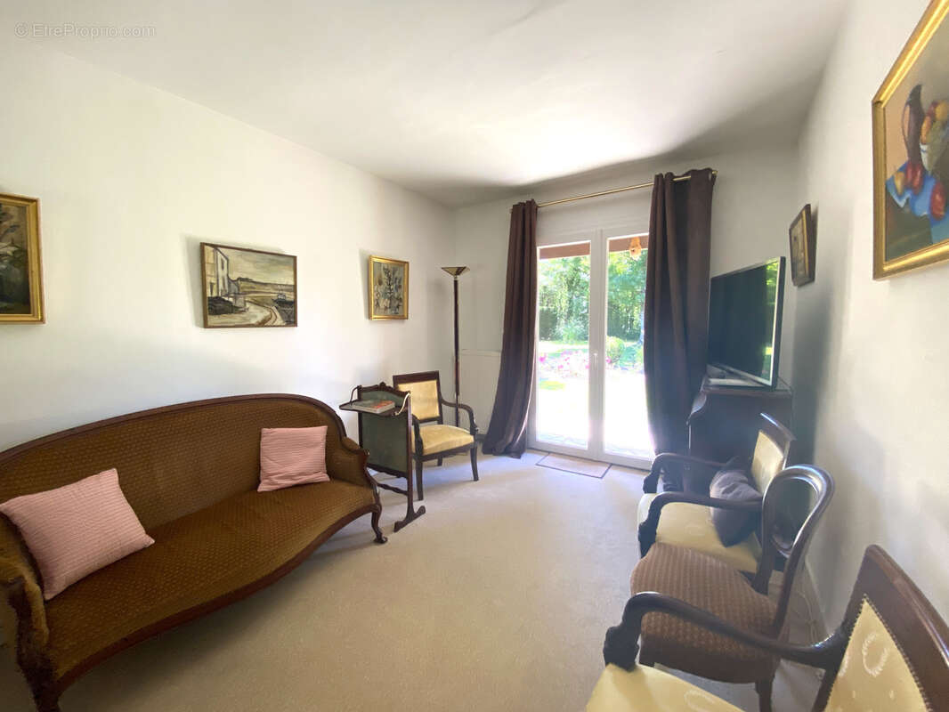 Maison à NOGENT-SUR-VERNISSON