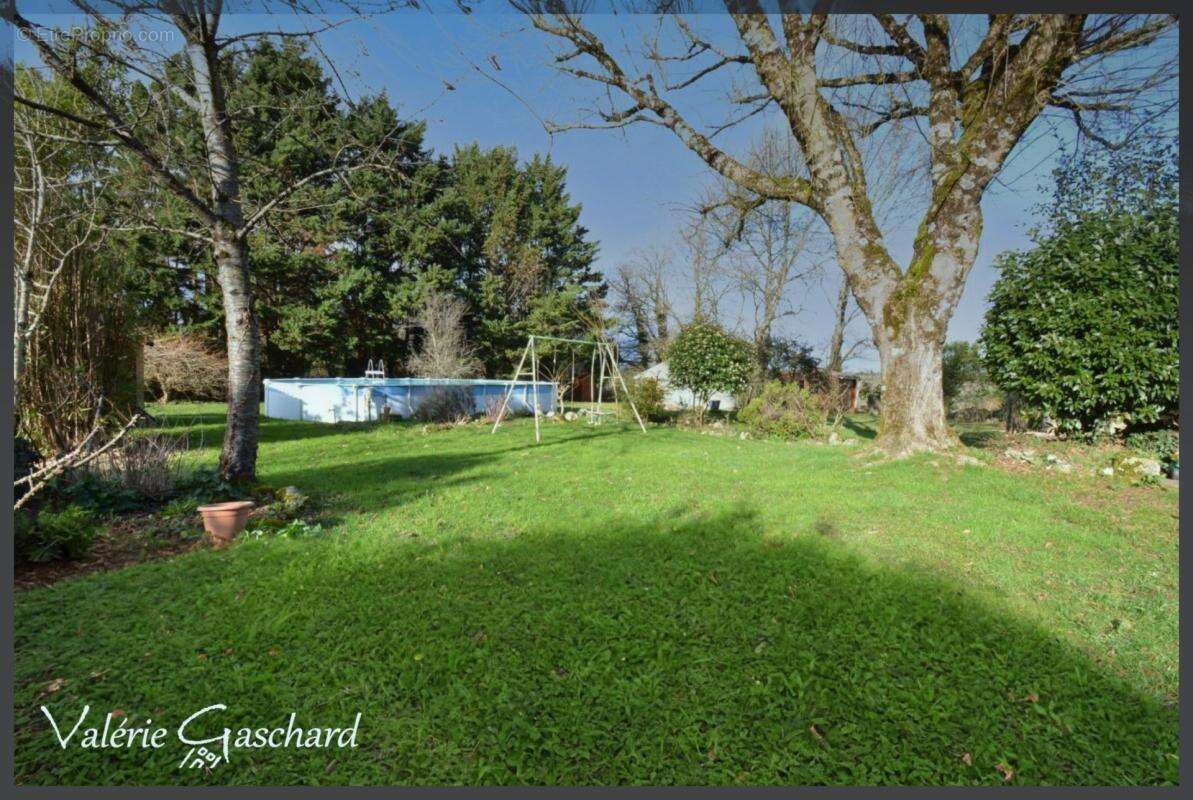 Montcaret – Belle maison en pierre de 250 m² en pleine campagne – Idéale projet familial ou activité touristique ou de bien être - photo 18