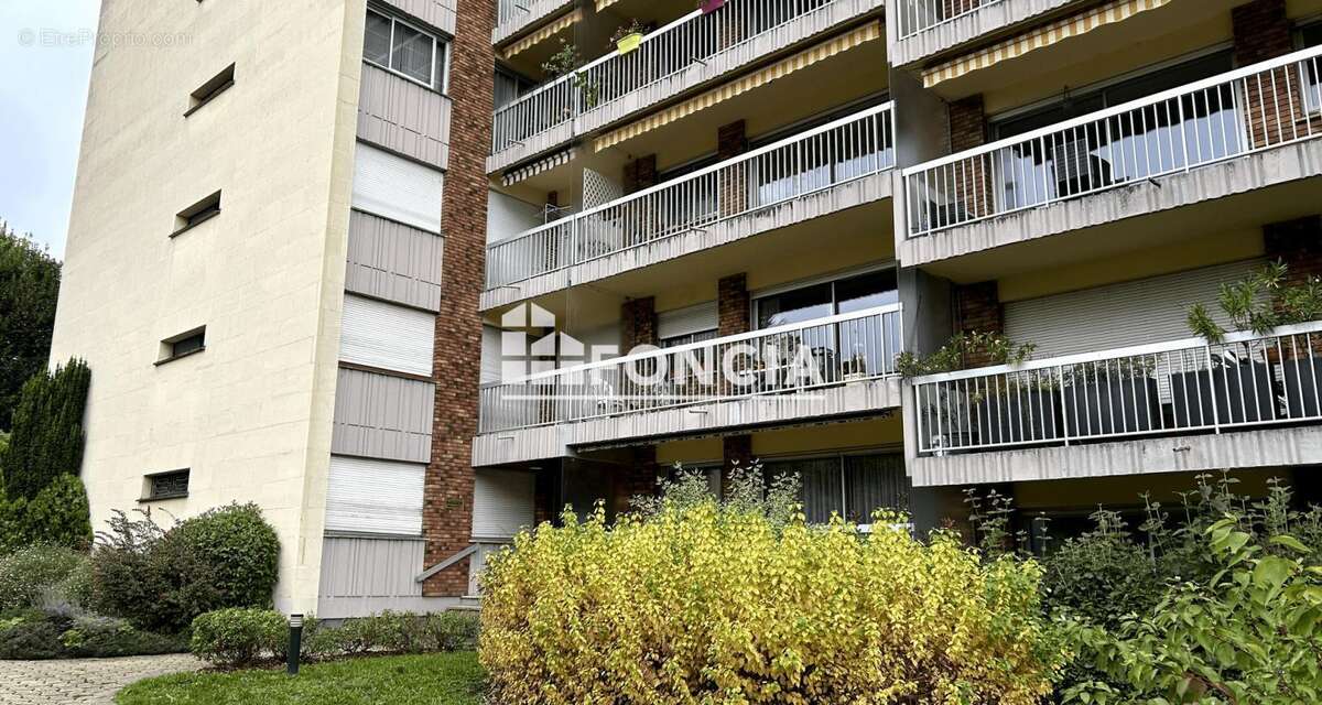 Appartement à FONTENAY-AUX-ROSES