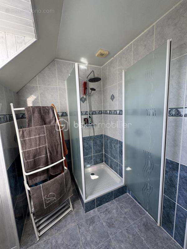 Maison à FONTENAY-LE-VICOMTE