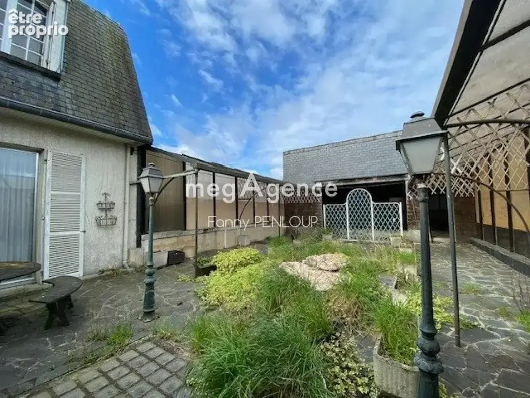 Centre-ville : maison de 200 m² avec grand garage et terrasse - photo 7