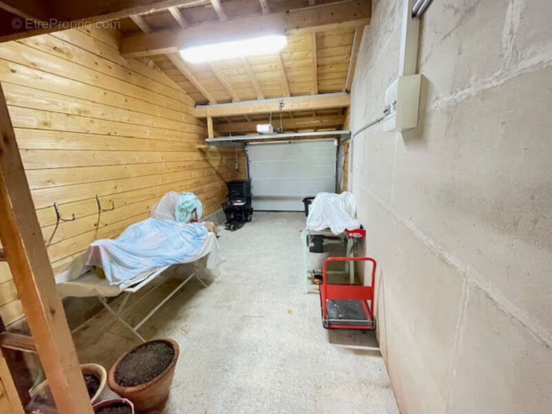 Maison à RUELLE-SUR-TOUVRE