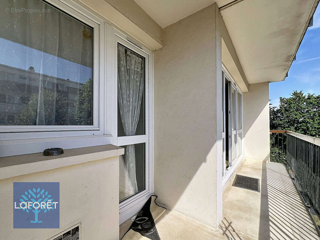 Appartement à MENNECY