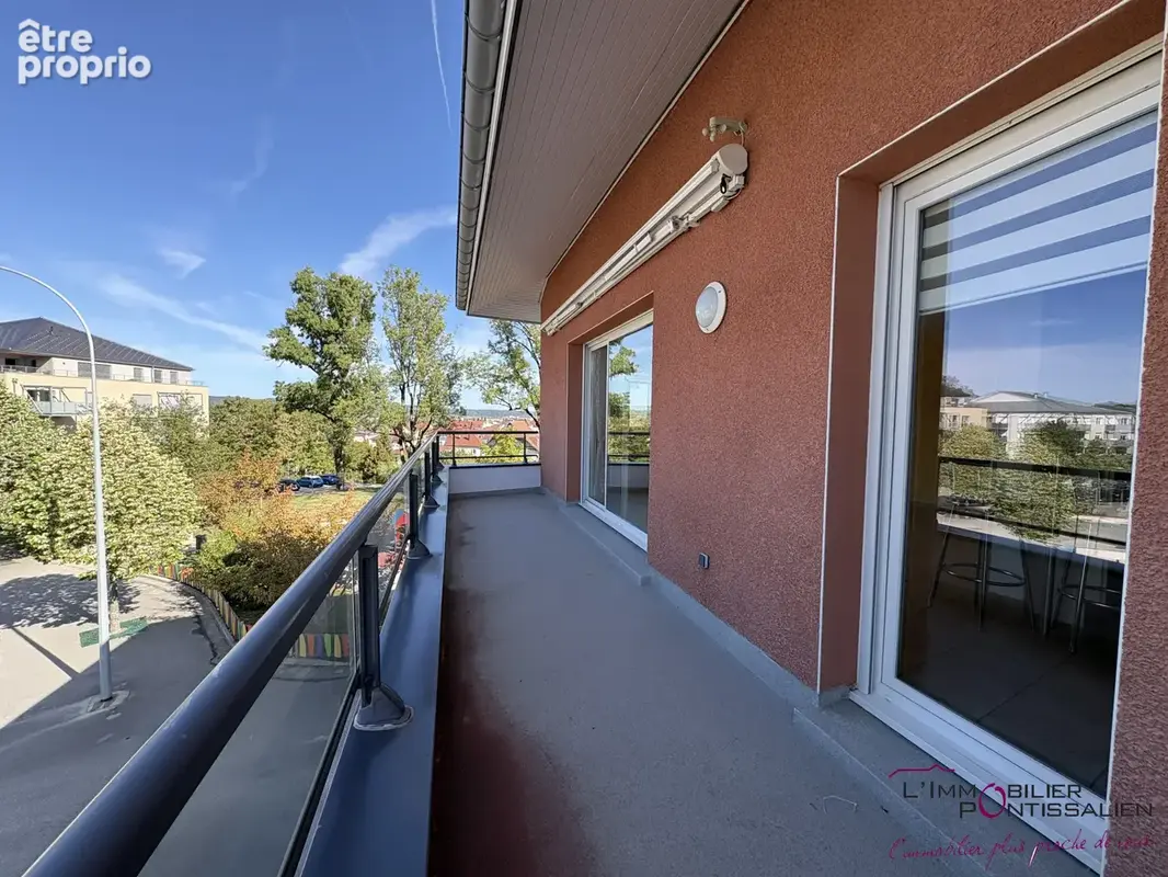 Pontarlier - les epinettes : appartement de type 3 avec ascenseur, terrasse, cave, box en sous-sol et parking - photo 11