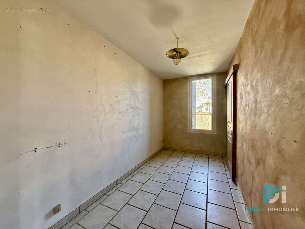 Maison à SAINT-THIBERY