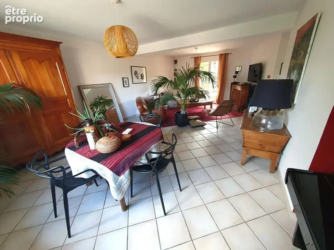 Maison Bourges 6 pièce(s) 164 m2 - photo 2