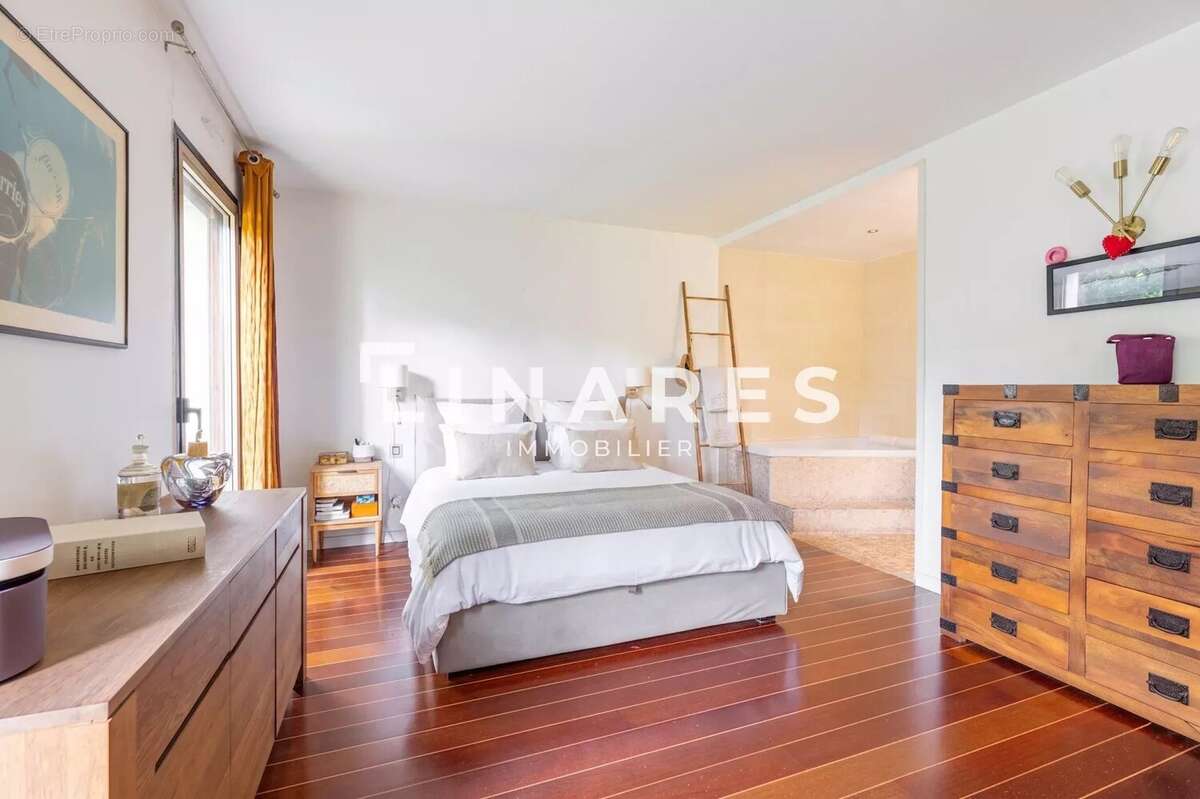 TRIANON - Appartement T4 de 147m² - Jardin - 13007 - photo 11