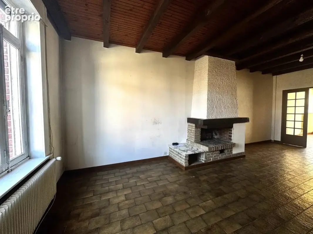Maison 1930 à rénover idéalement située - photo 2