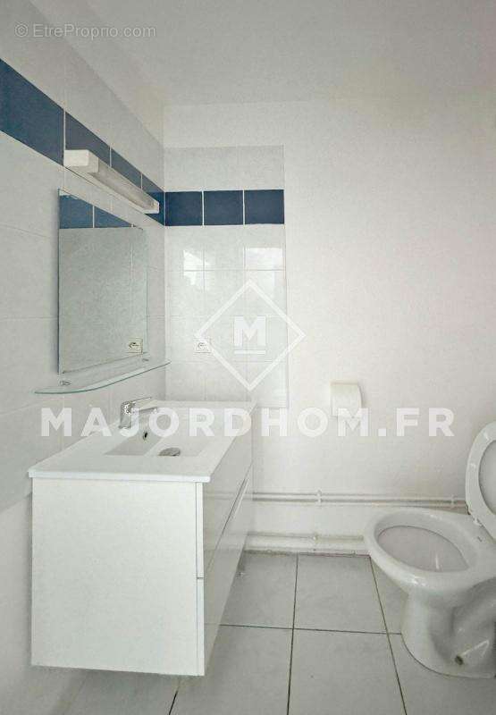 Appartement à MARSEILLE-5E