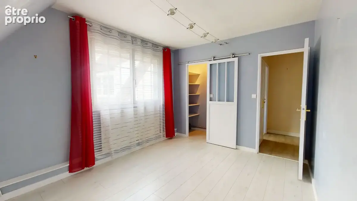 Maison familiale de 106 m² avec garage - Résidence Port Sud - photo 7