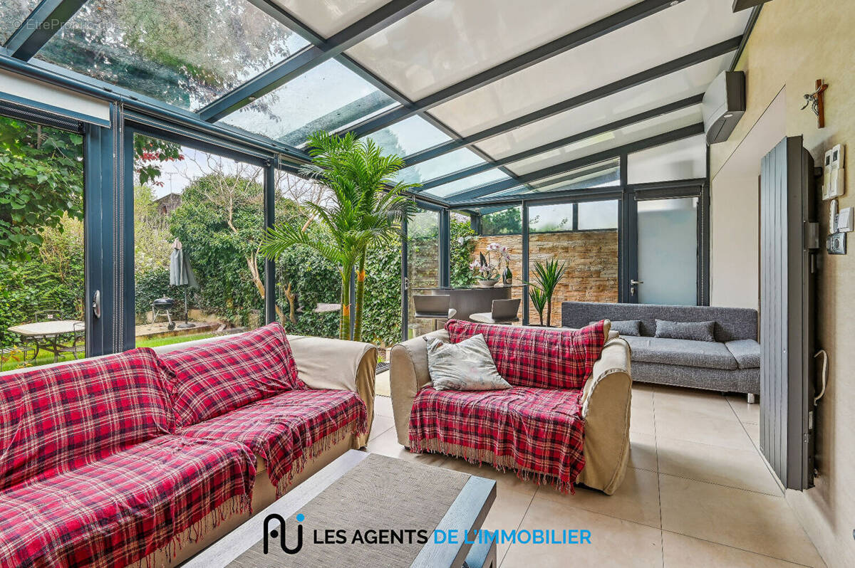 Maison à NANTERRE