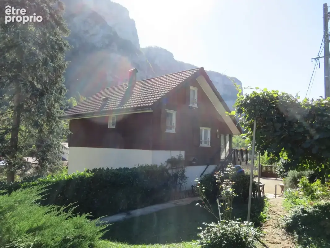 Maison à vendre 5 pièces de 84 m² sur les hauteurs de TENAY (01) sur un terrain de 1516 m² - photo 31