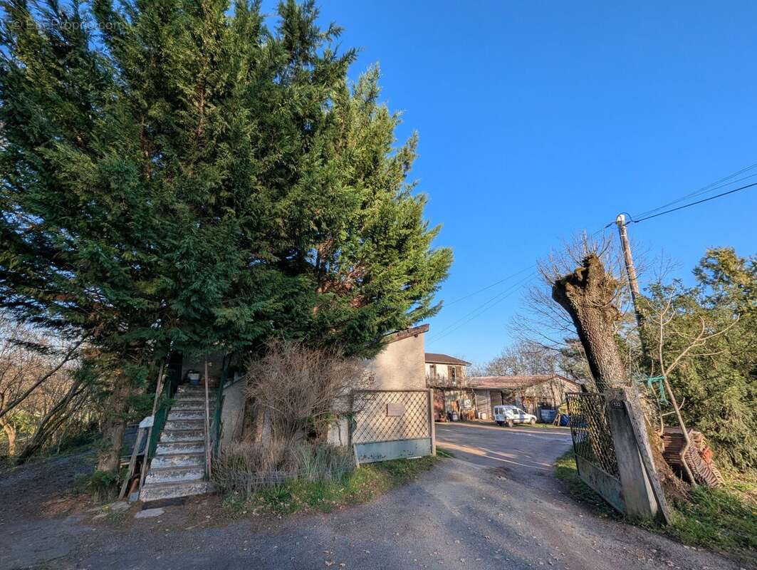 Maison à CORCELLES-EN-BEAUJOLAIS
