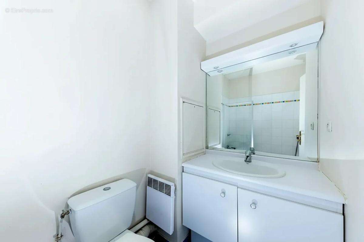 Appartement à PARIS-20E