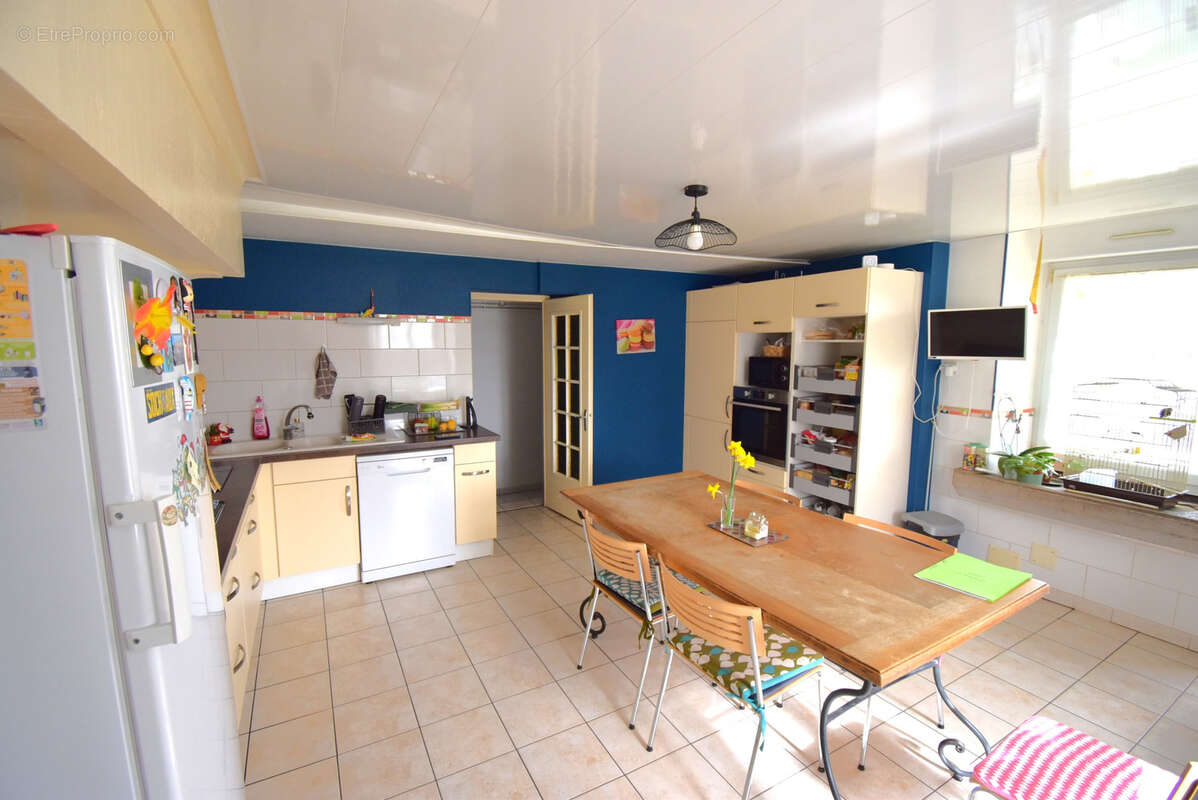 Maison à FLEUREY-LES-SAINT-LOUP