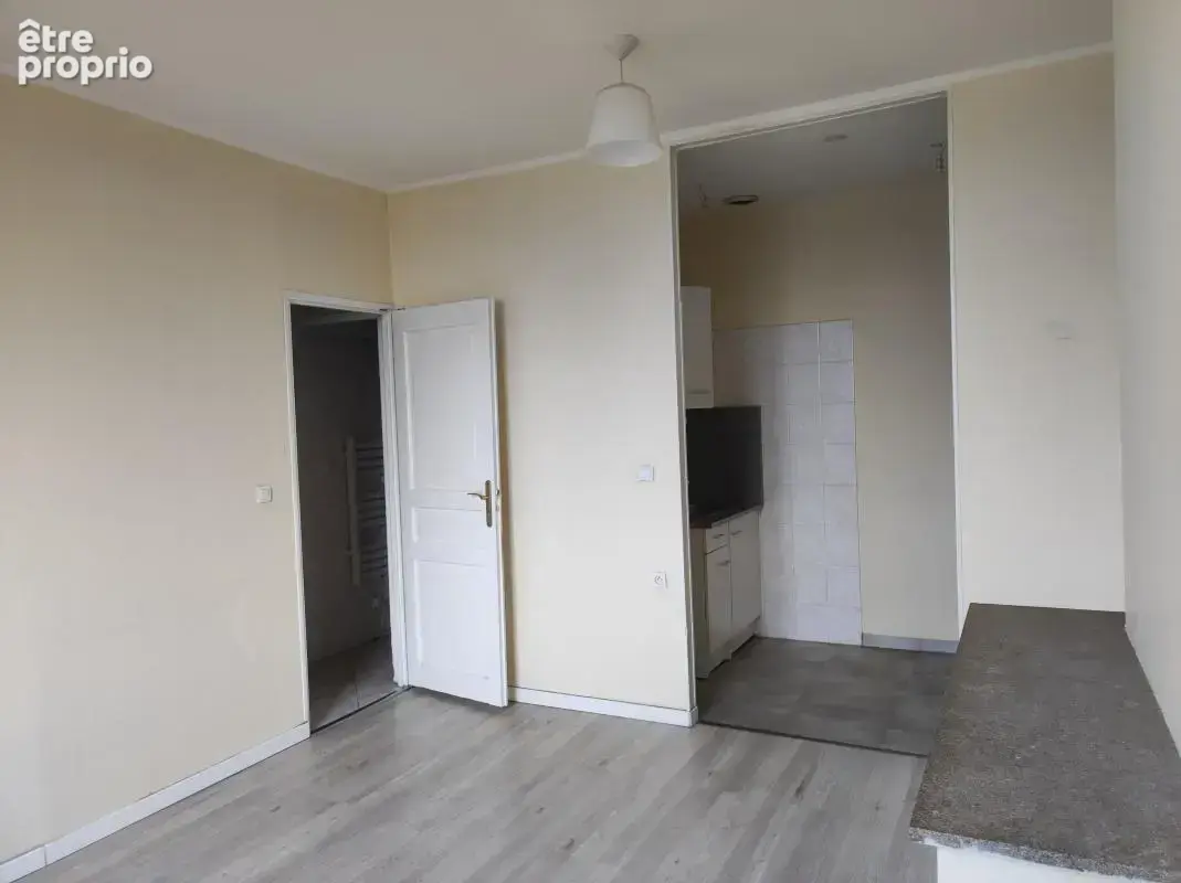 Photo Appartement à Saint-Fons au prix de 85 000€