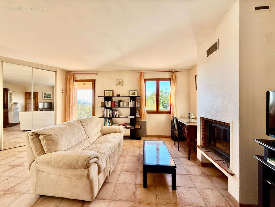 Maison à L&#039;ISLE-JOURDAIN