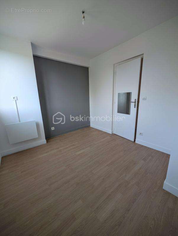 Appartement à SAINT-PIERRE-LES-NEMOURS