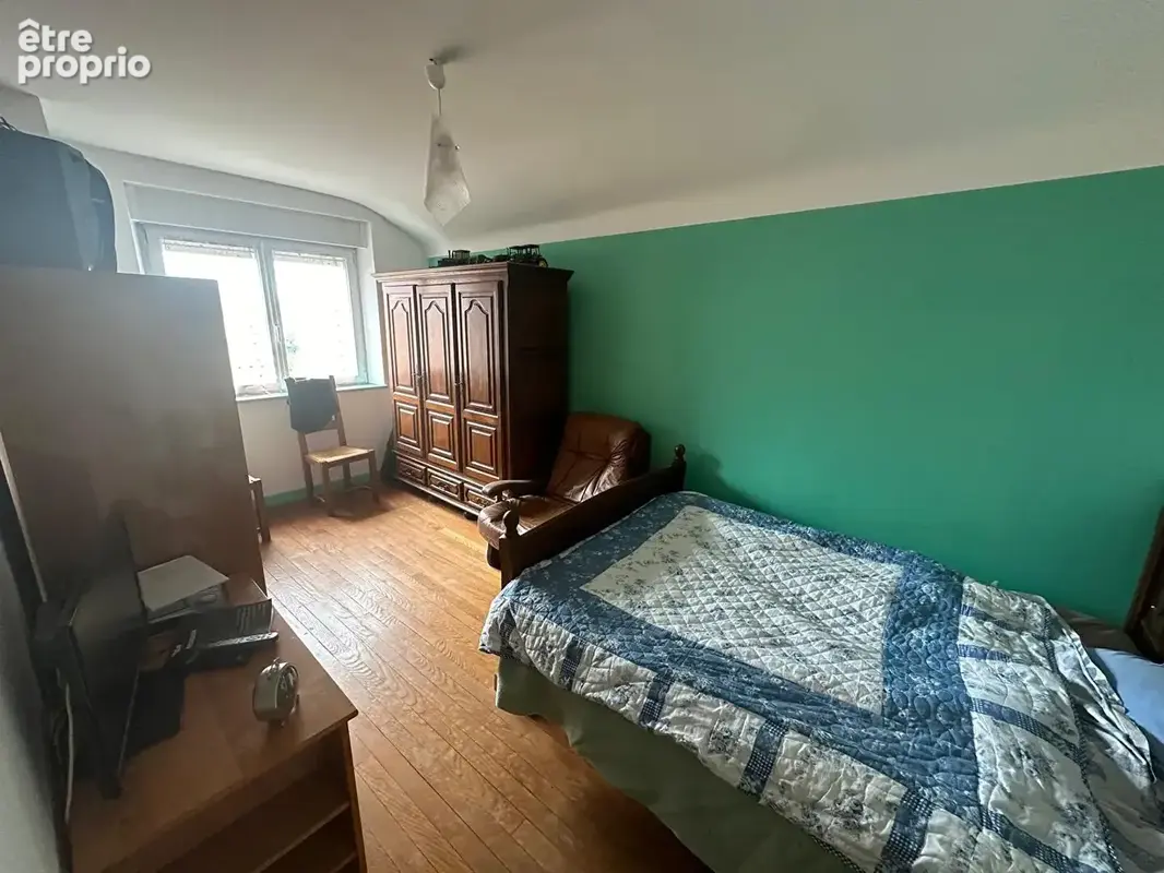 Maison de 4 chambres et son terrain de 7500 m2 - photo 4