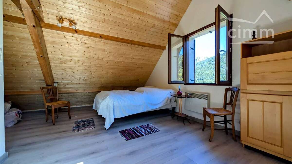 Maison 4 chambres avec magnifique vue dégagée montagne - photo 11
