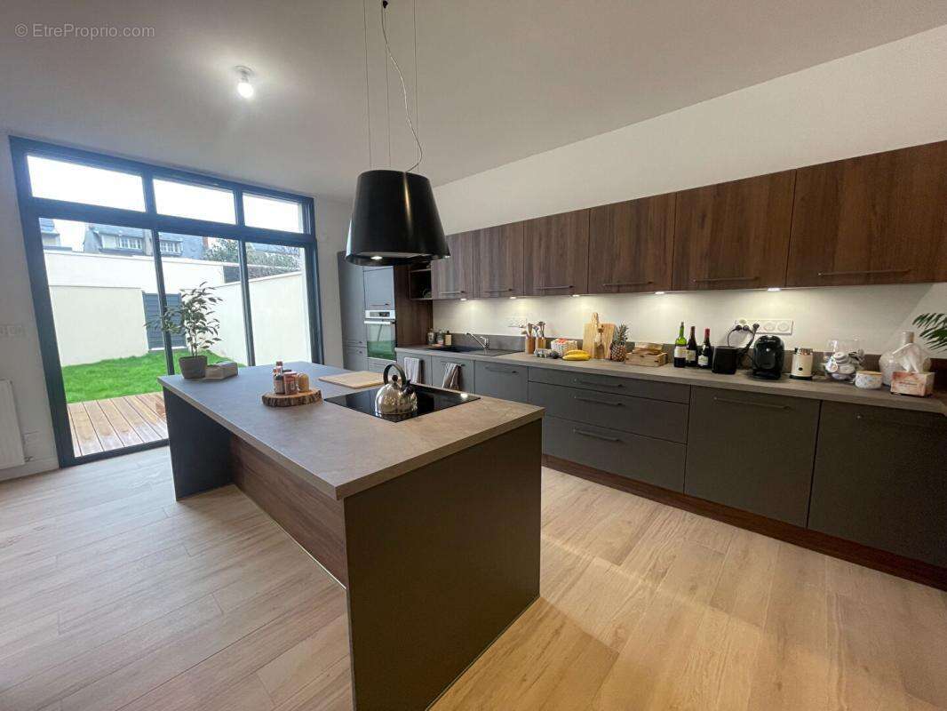 Maison Le Mans 8 pièce(s) 222 m2 - photo 6