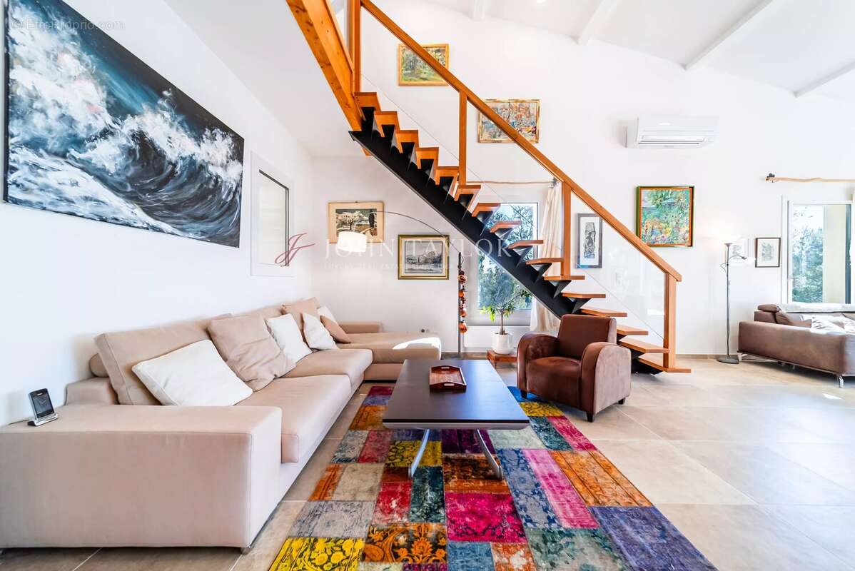 Maison à CHATEAUNEUF-DU-PAPE