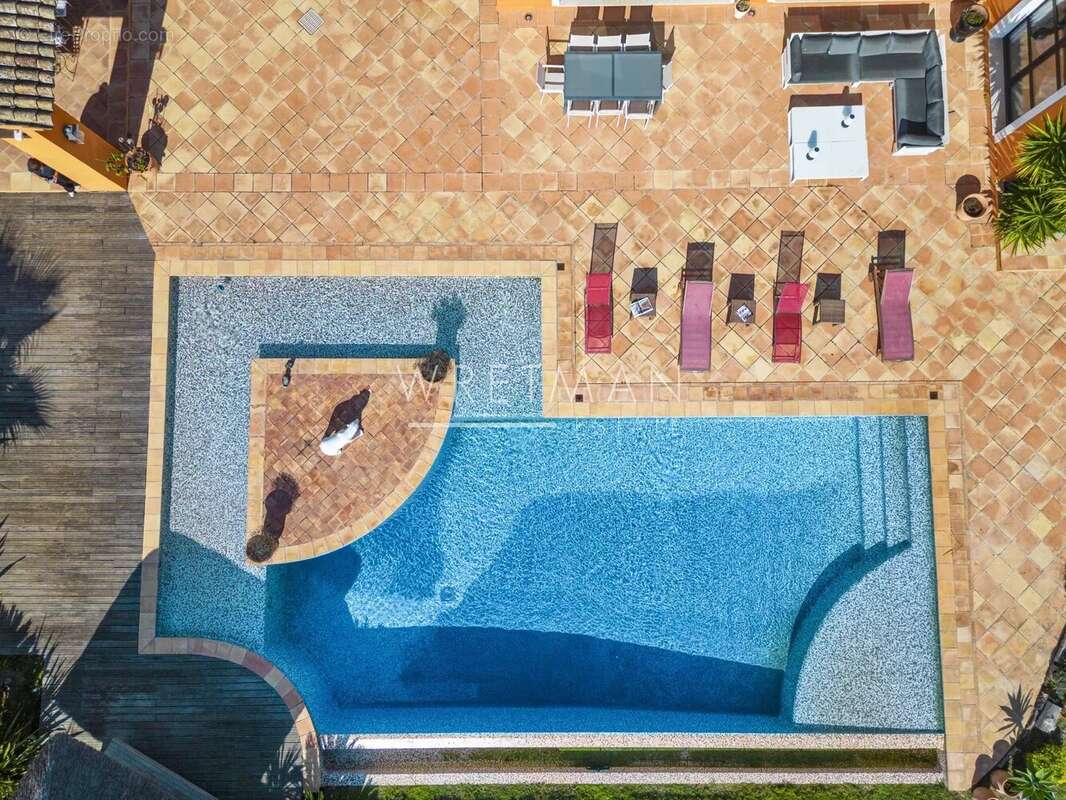 Maison à MOUGINS