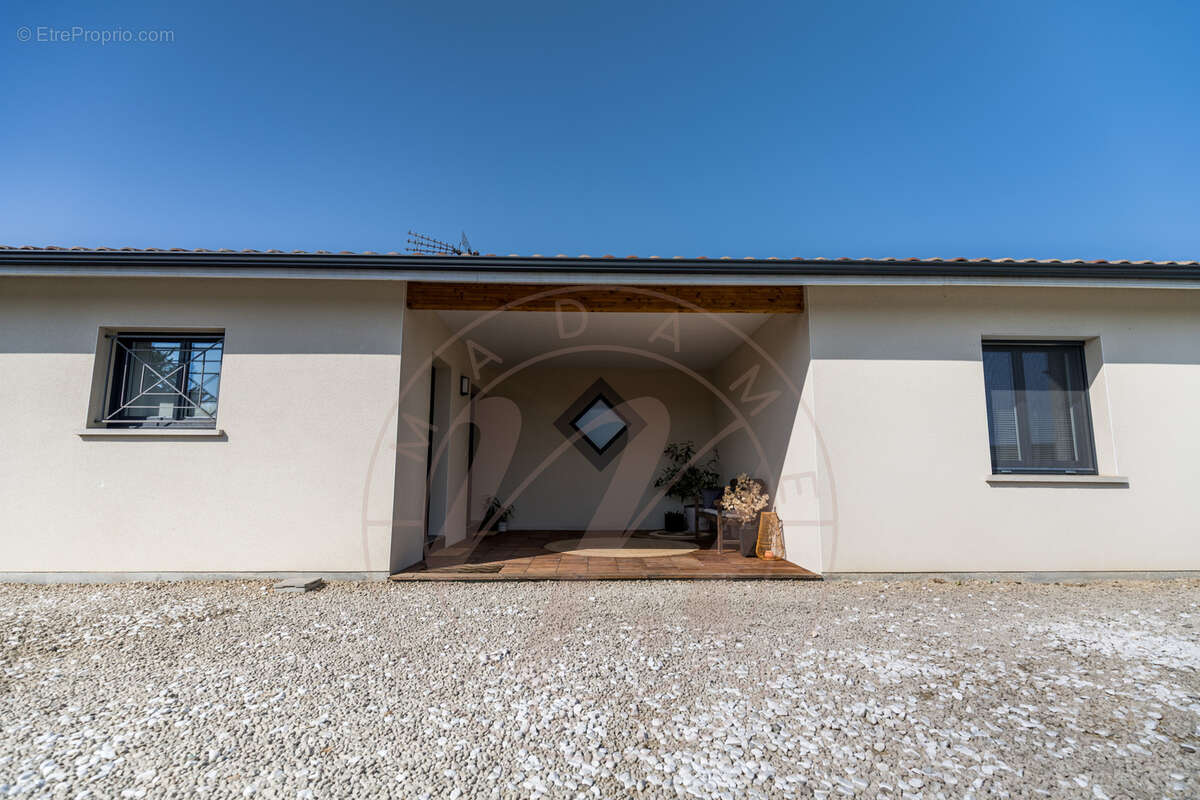 Maison contemporaine avec patio   Un véritable cocon de sérénité à Saint-Pierre-du-Mont - photo 20