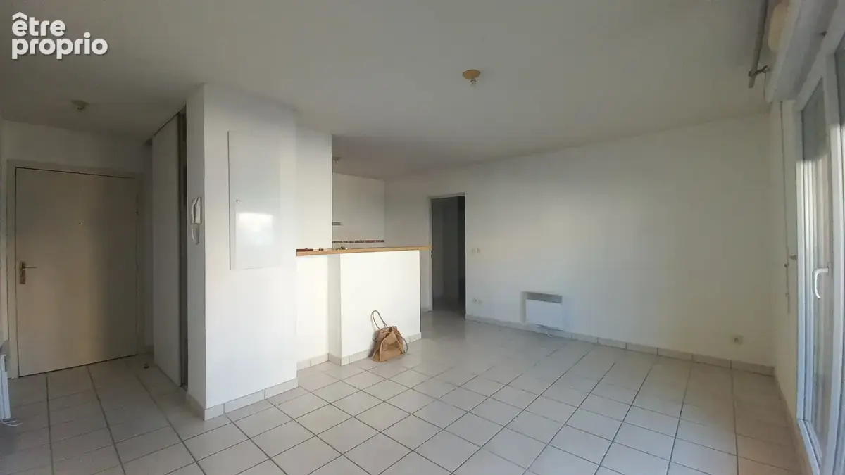 Appartement à VILLENEUVE-LES-BEZIERS