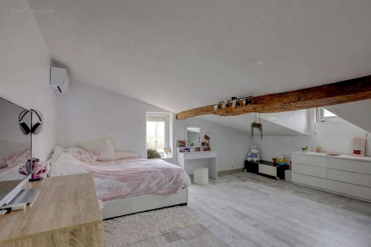 Maison à LAPEYROUSE-FOSSAT